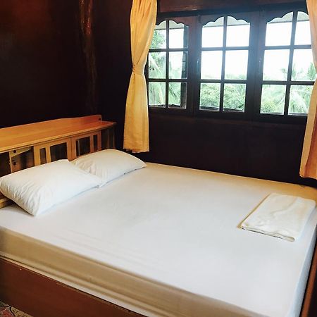 Sunyo Garden Guesthouse Baan Tai Exterior photo
